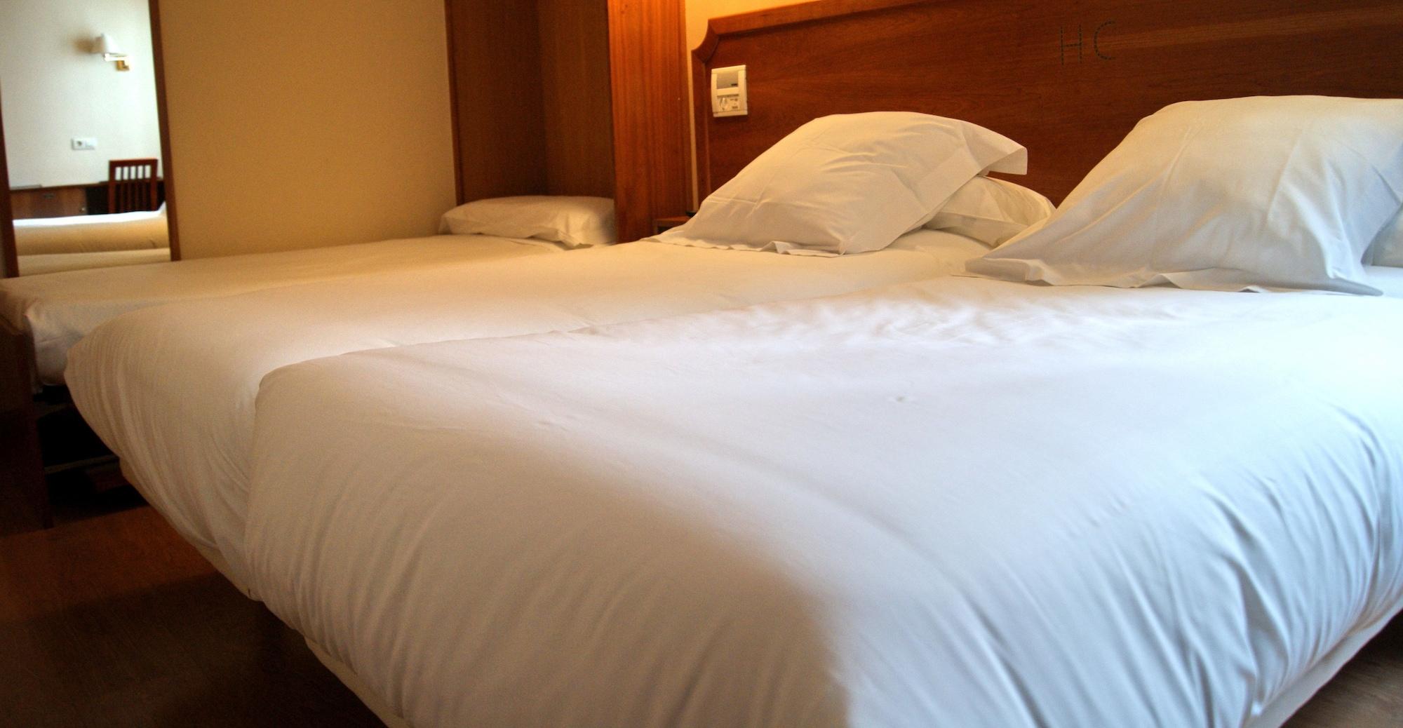 El Retiro De Cardea Hotel Oviedo Luaran gambar