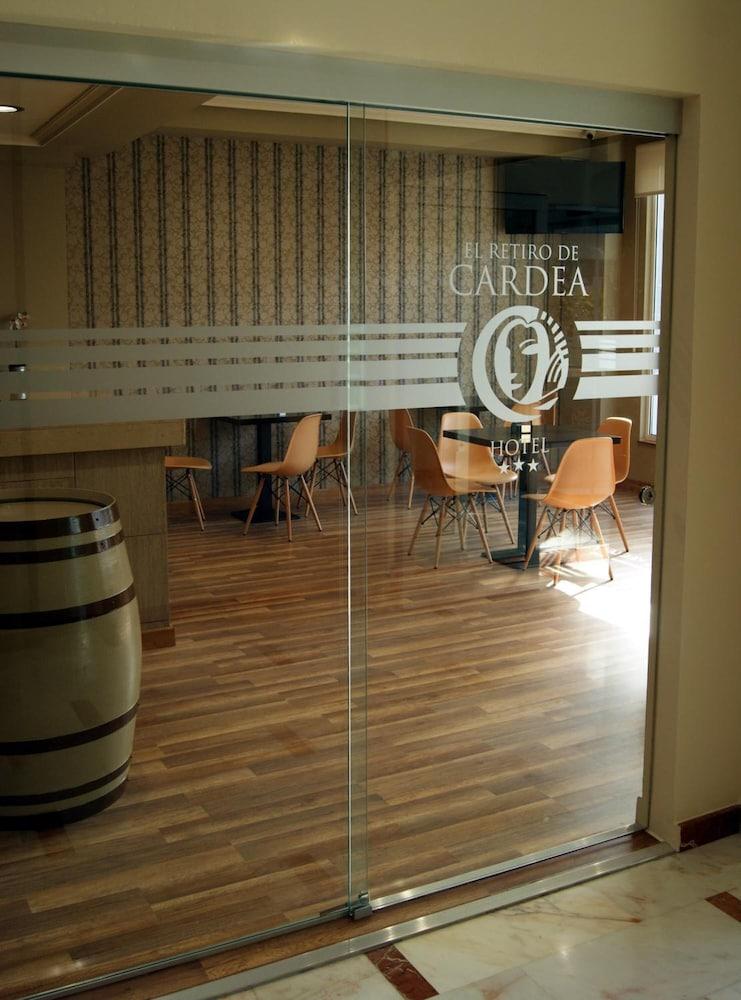 El Retiro De Cardea Hotel Oviedo Luaran gambar