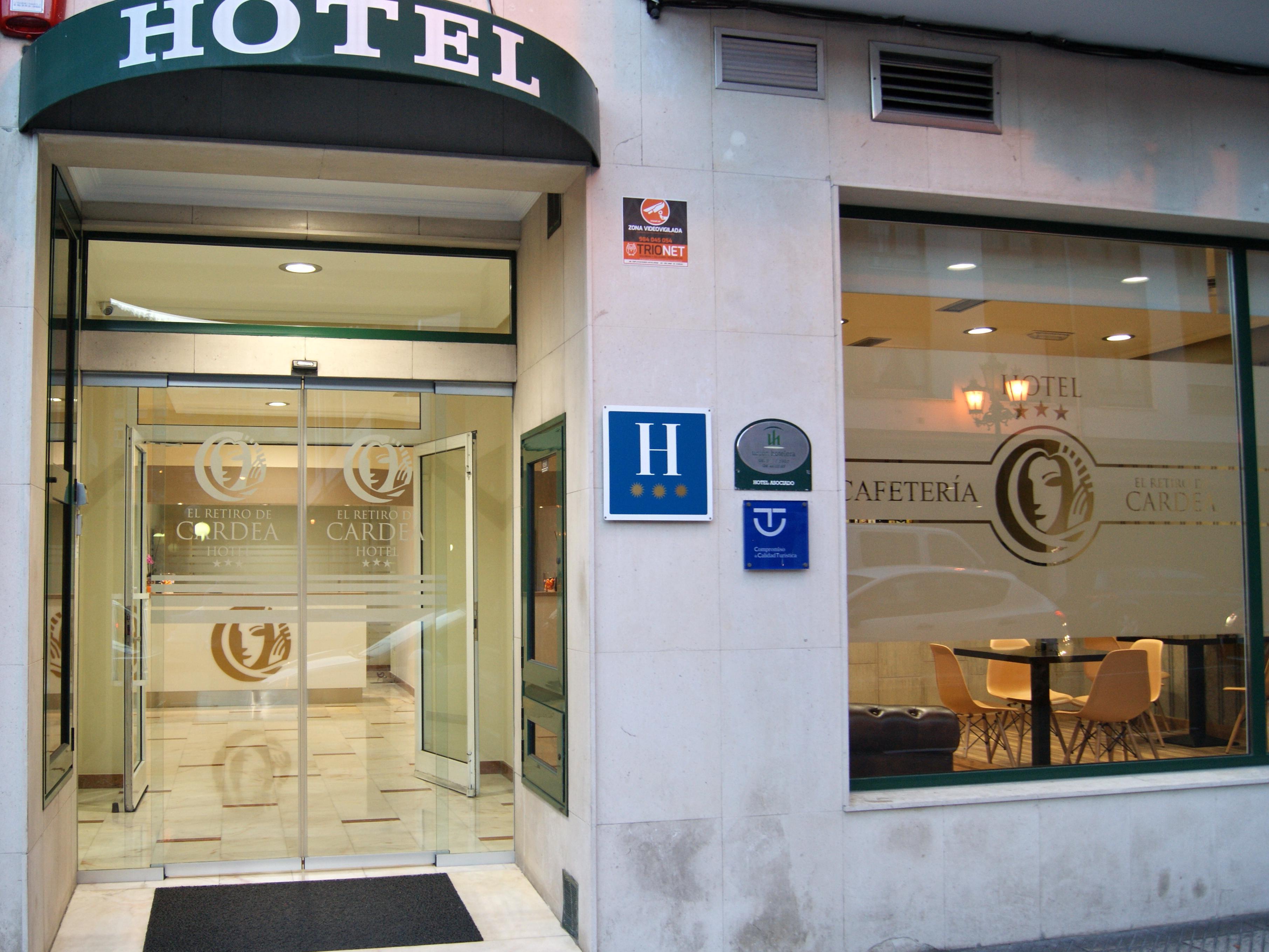 El Retiro De Cardea Hotel Oviedo Luaran gambar