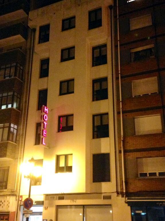El Retiro De Cardea Hotel Oviedo Luaran gambar